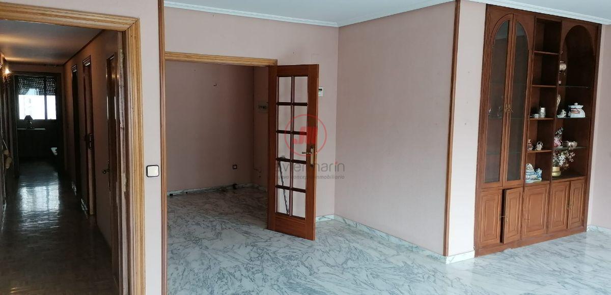 For sale of flat in Cáceres