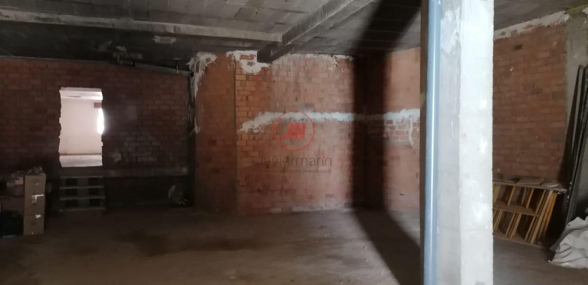 For sale of commercial in Cáceres