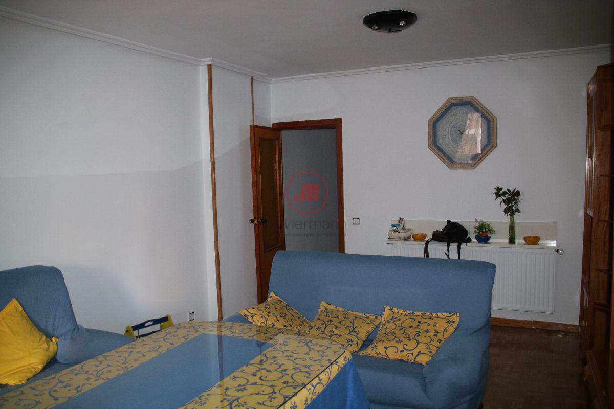 For sale of flat in Cáceres