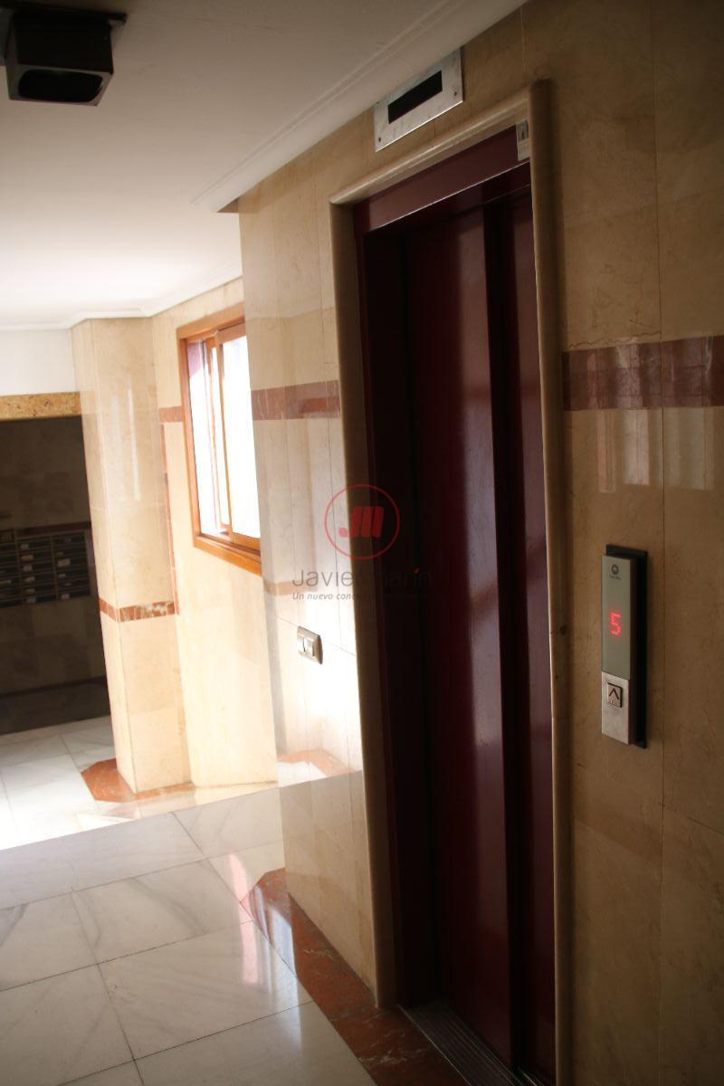 For sale of flat in Cáceres