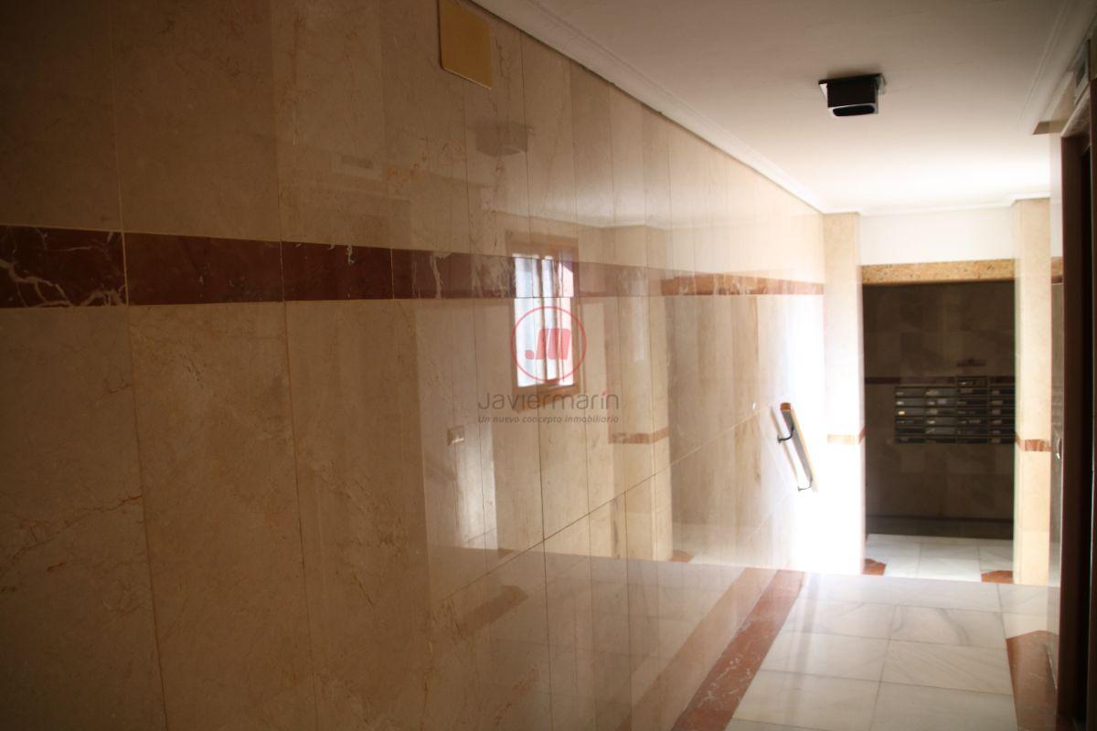 For sale of flat in Cáceres