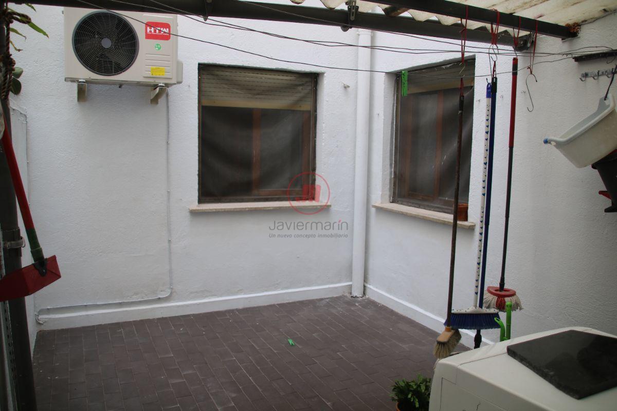 For sale of flat in Cáceres