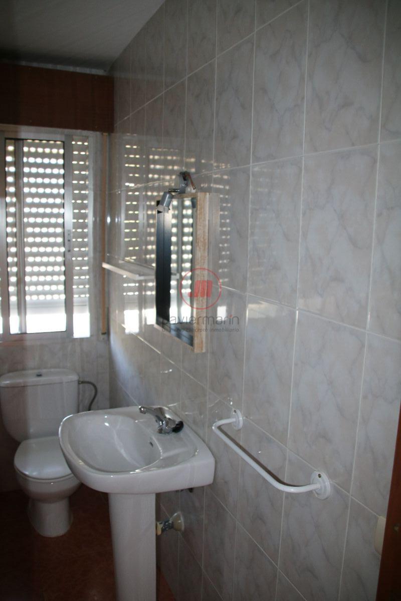 For sale of house in Sierra de Fuentes
