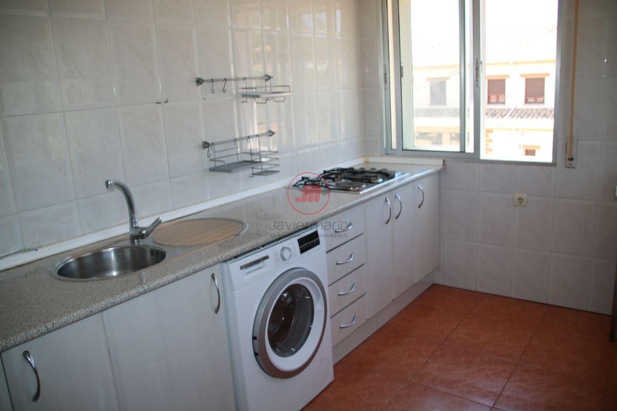 For sale of house in Sierra de Fuentes