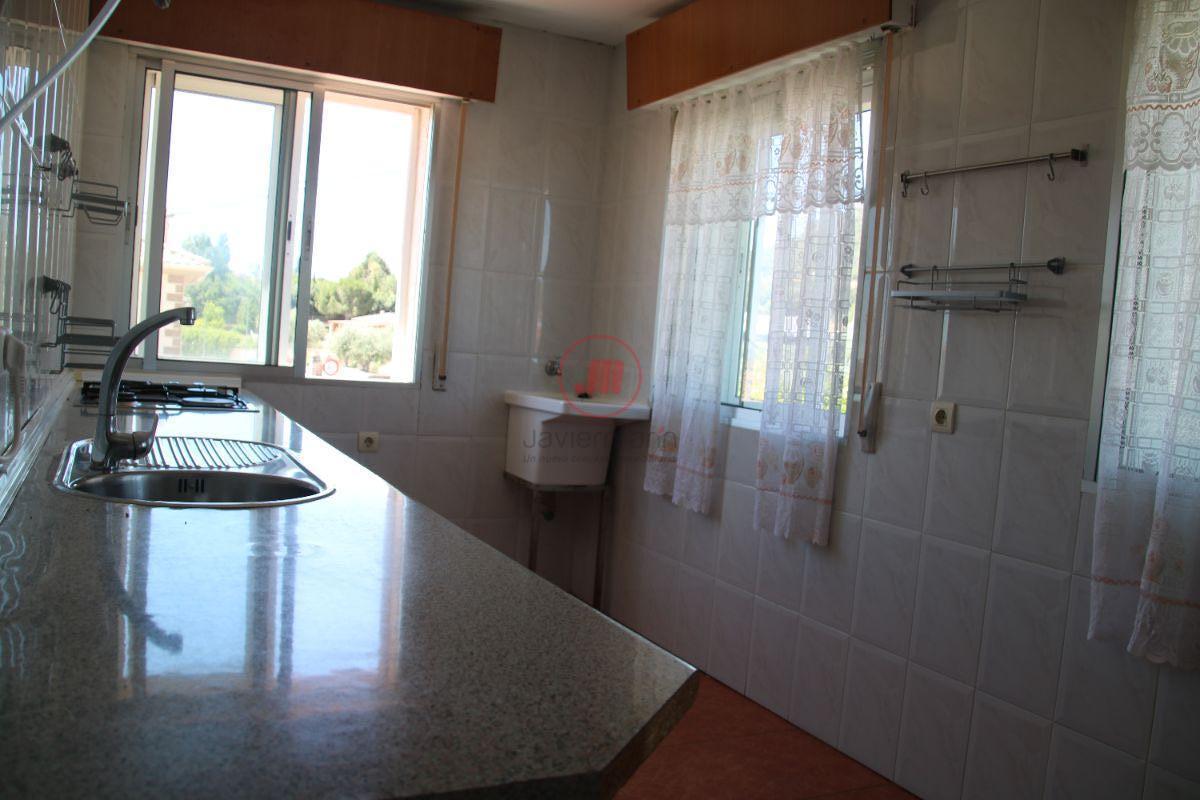 For sale of house in Sierra de Fuentes