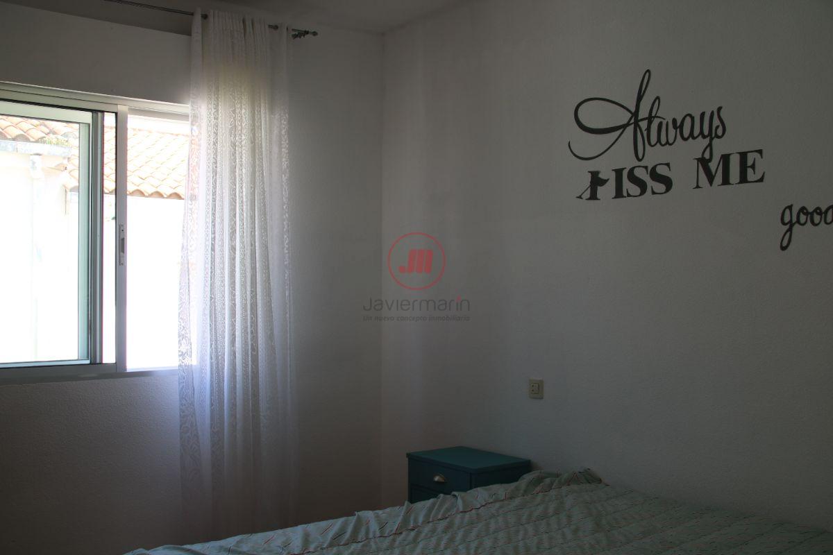 For sale of house in Sierra de Fuentes
