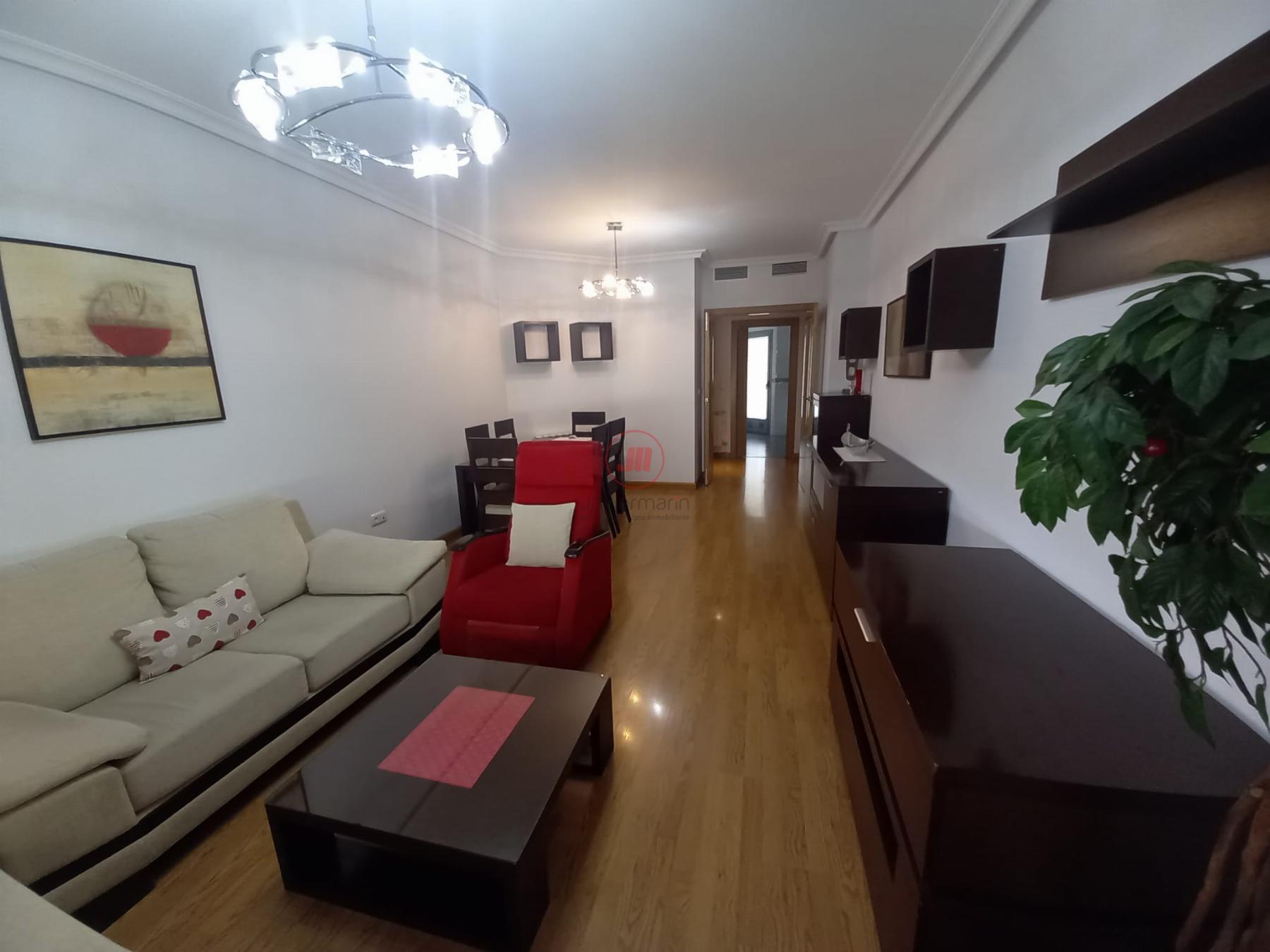 For sale of flat in Cáceres