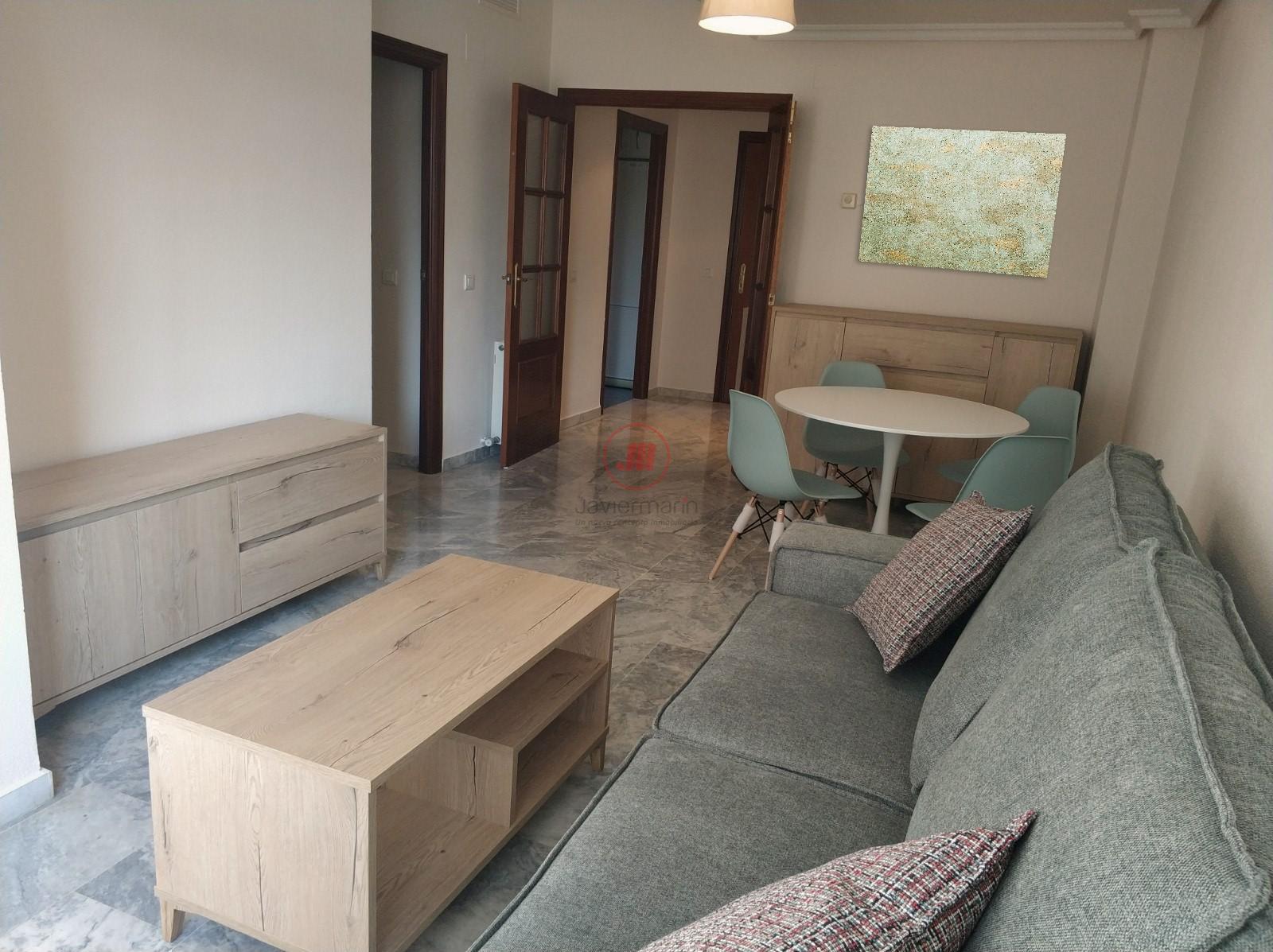 For rent of apartment in Cáceres
