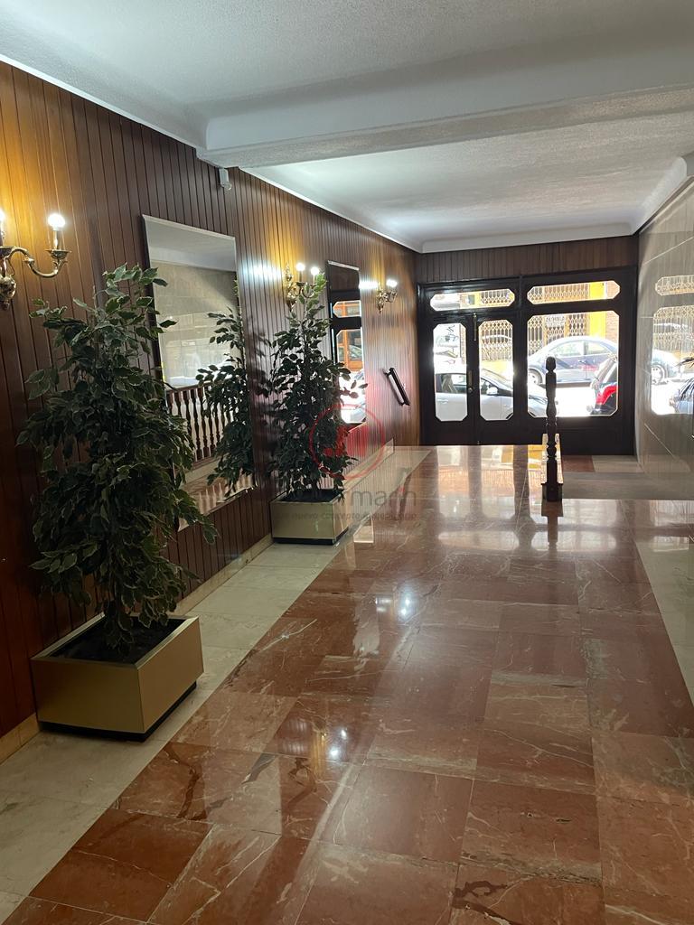 For sale of flat in Cáceres