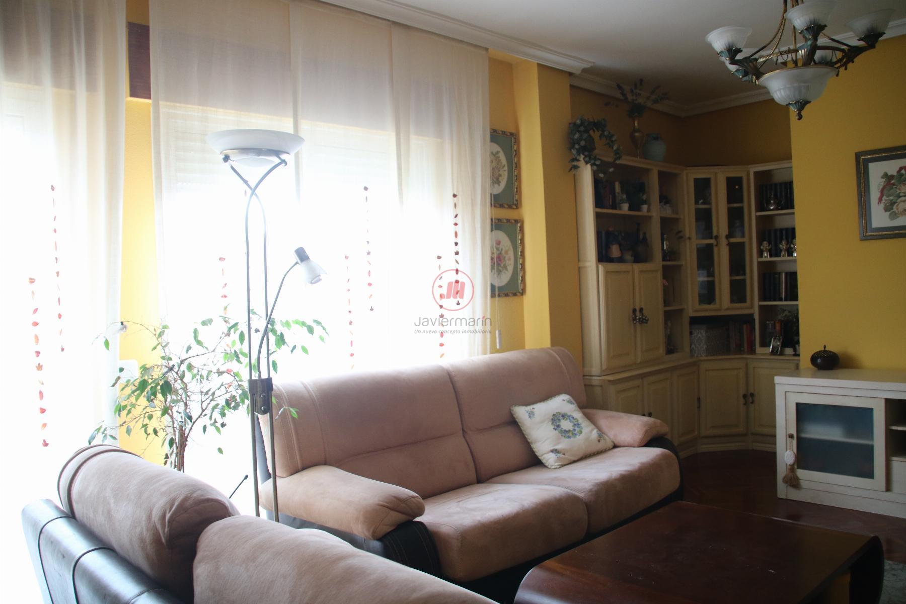 For sale of duplex in Cáceres