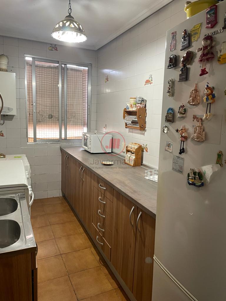 For sale of flat in Cáceres