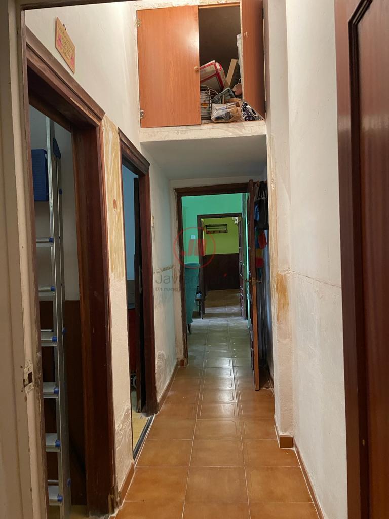 For sale of flat in Cáceres