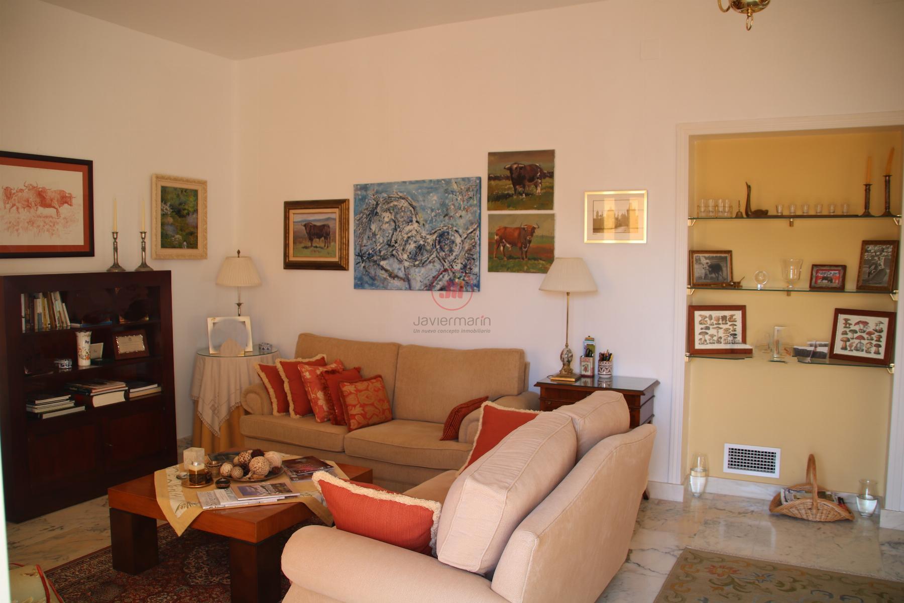 For sale of flat in Cáceres