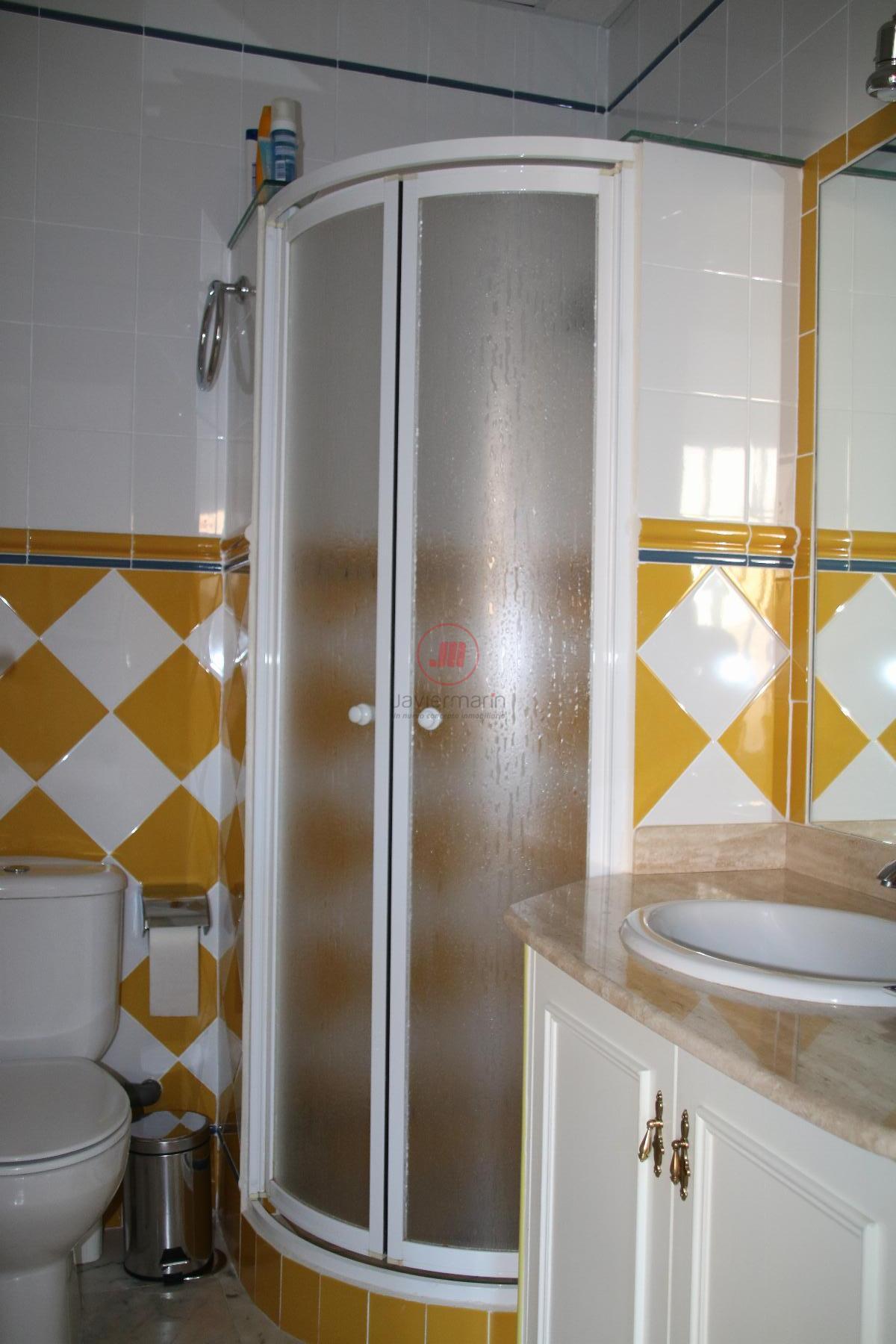 For sale of flat in Cáceres