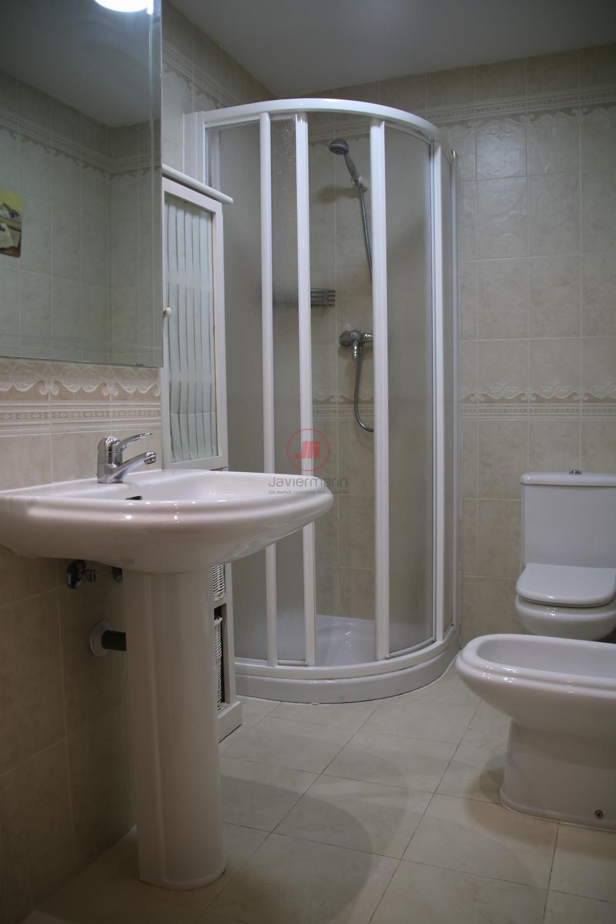 For sale of flat in Cáceres