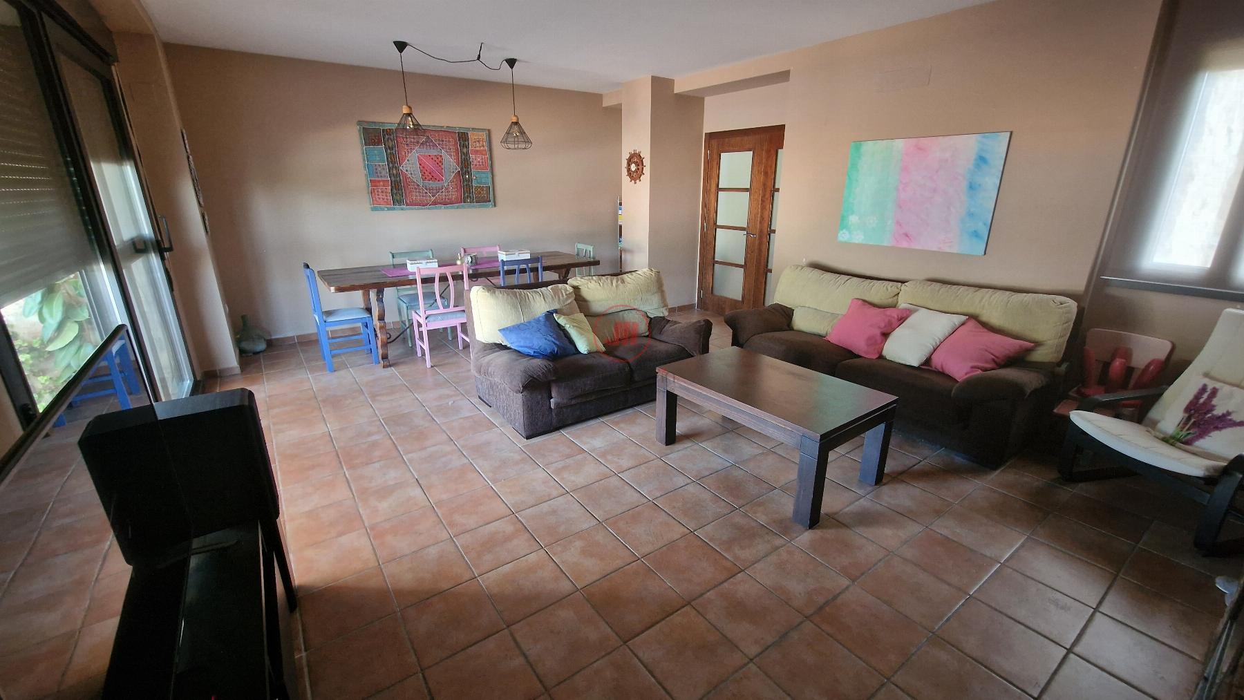 For sale of chalet in Cáceres