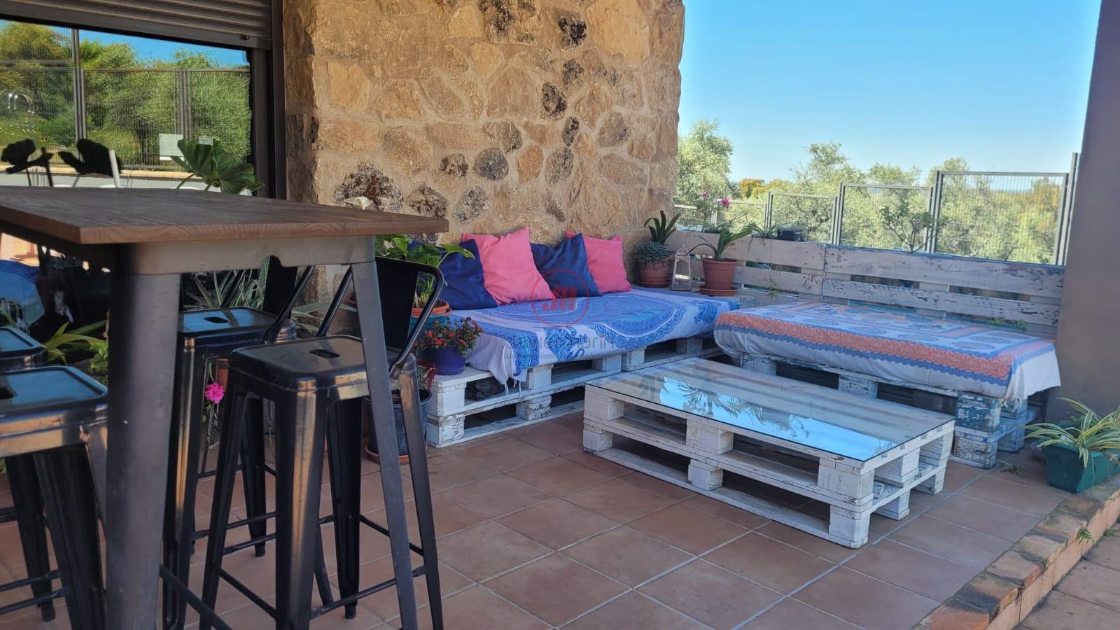 For sale of chalet in Cáceres