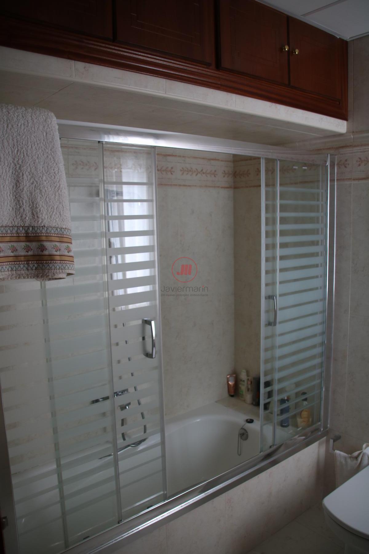 For sale of flat in Cáceres
