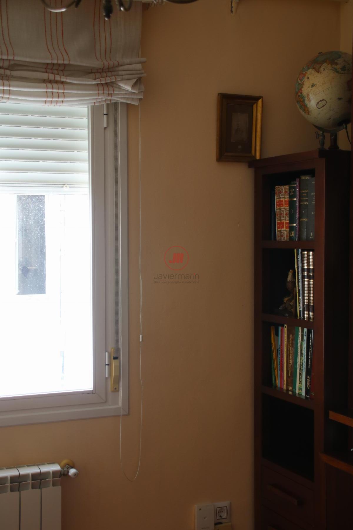 For sale of flat in Cáceres