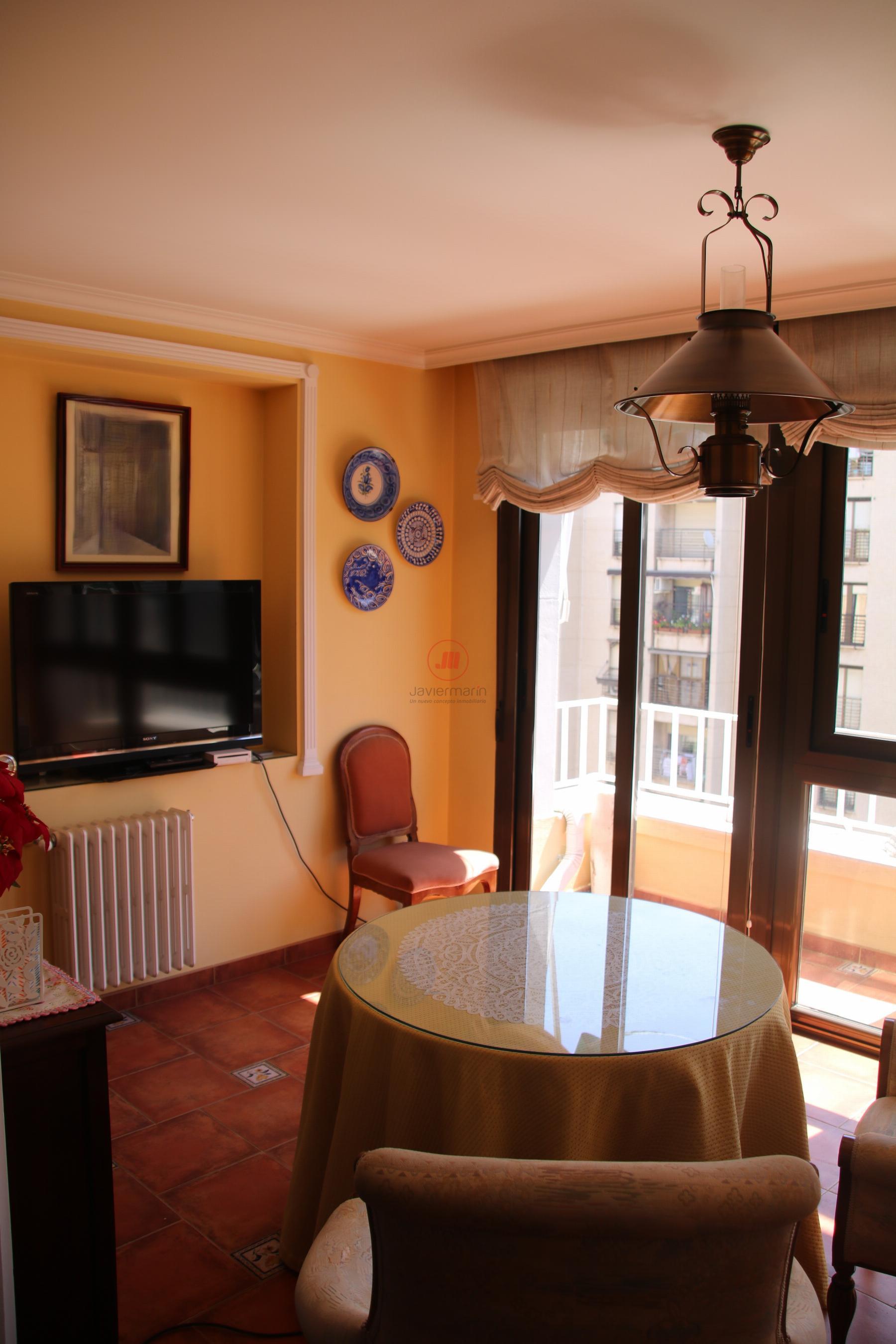 For sale of flat in Cáceres