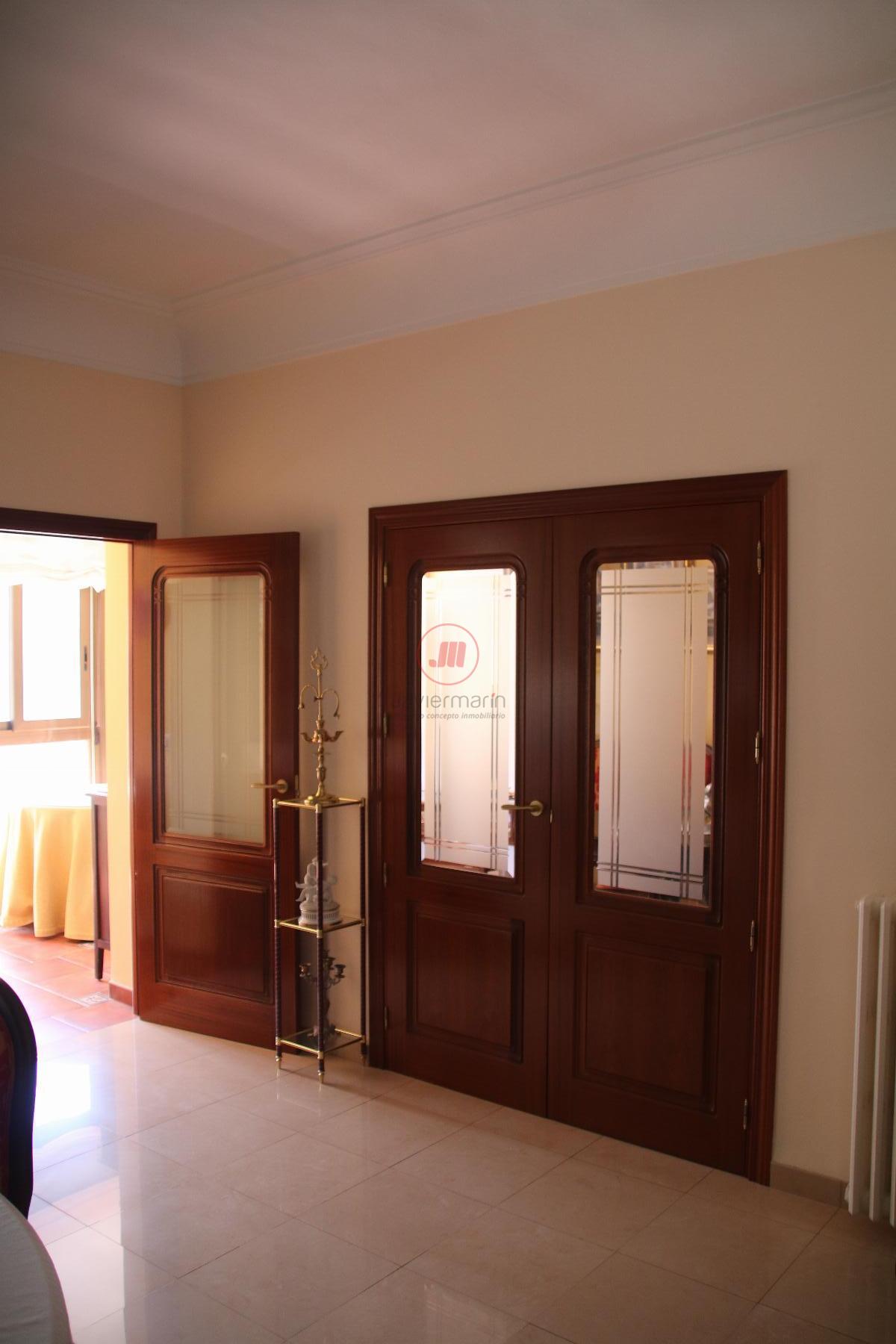 For sale of flat in Cáceres