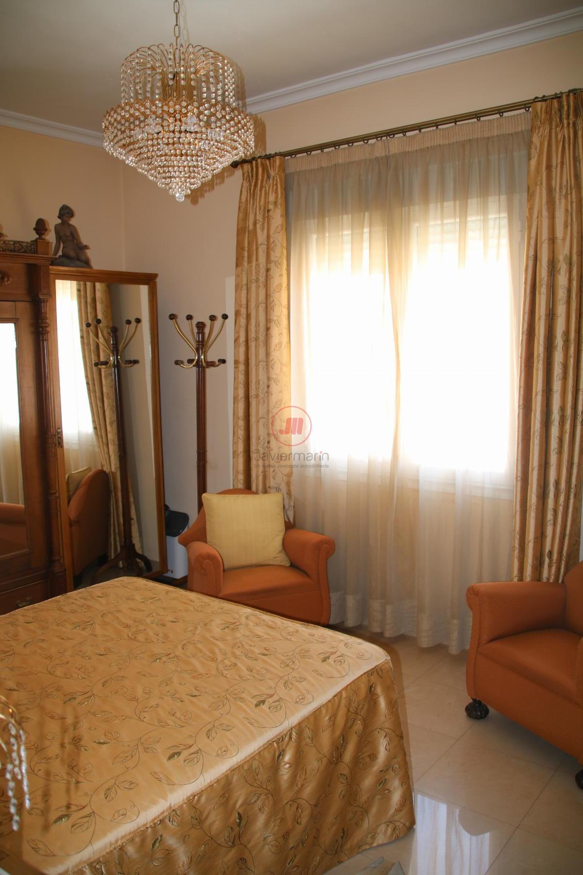 For sale of flat in Cáceres