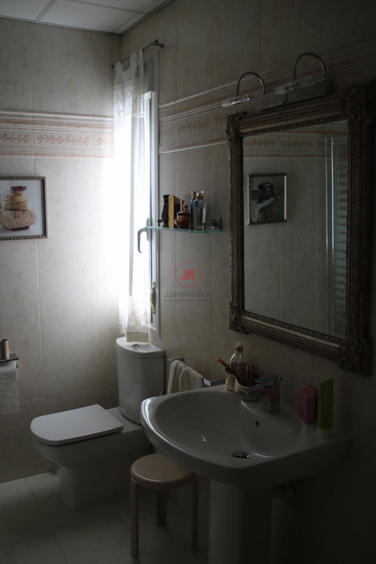 For sale of flat in Cáceres