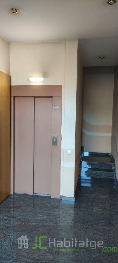 For sale of flat in Ripoll