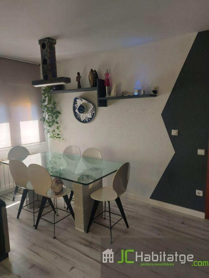 Venta de piso en Campdevànol