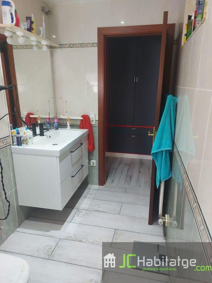 Venta de piso en Campdevànol