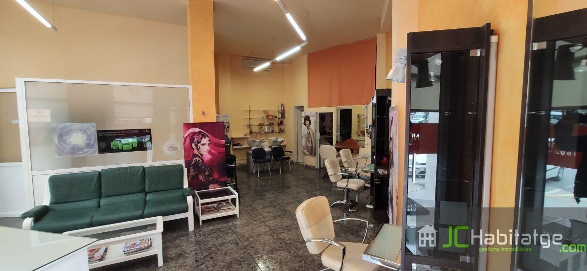 Venta de local comercial en Ripoll