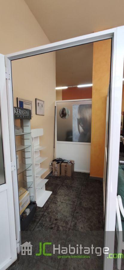 Venta de local comercial en Ripoll