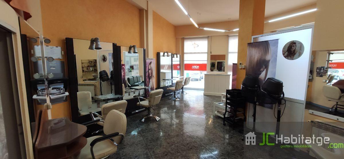 Venta de local comercial en Ripoll