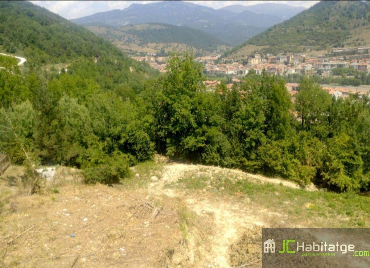 Venda de terreny a Ripoll