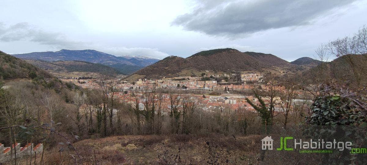 Venta de terreno en Ripoll