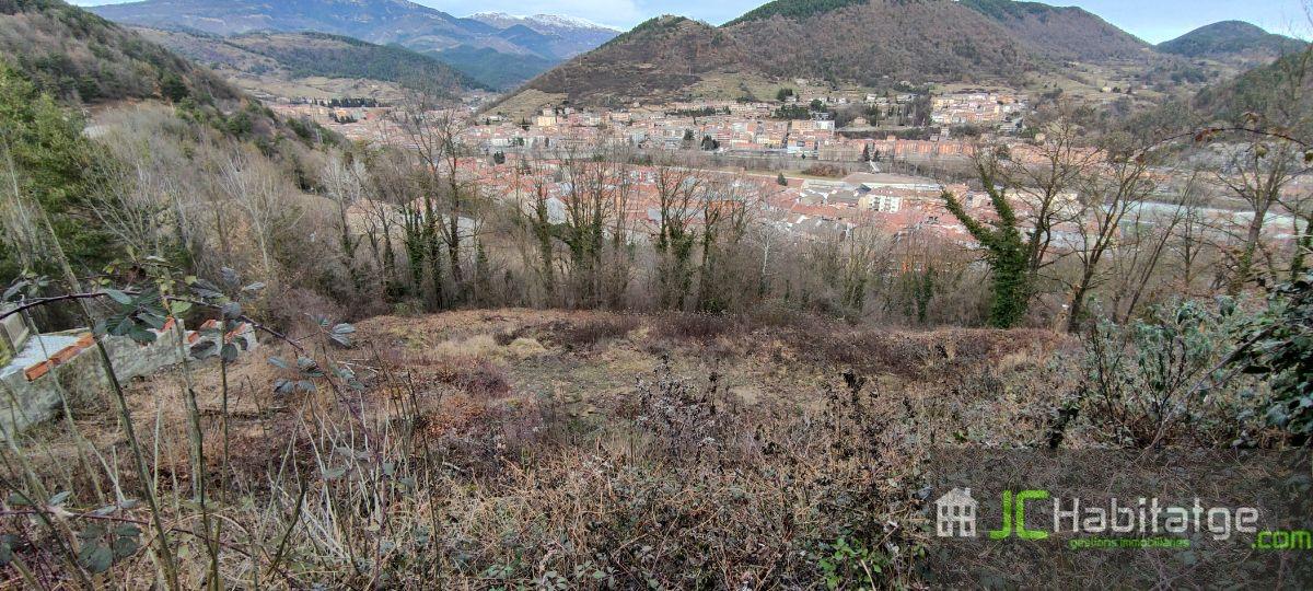 Venta de terreno en Ripoll