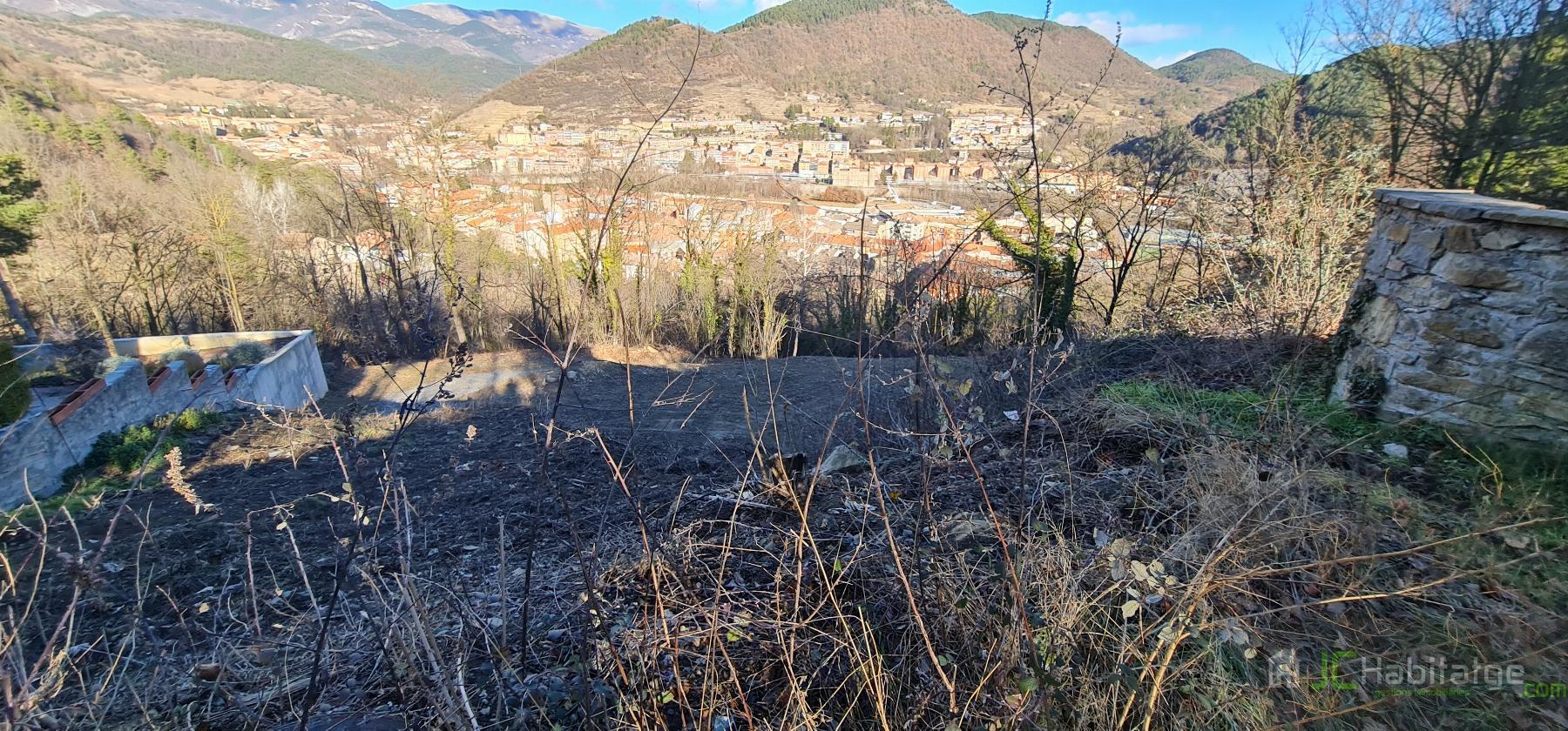 Venta de terreno en Ripoll