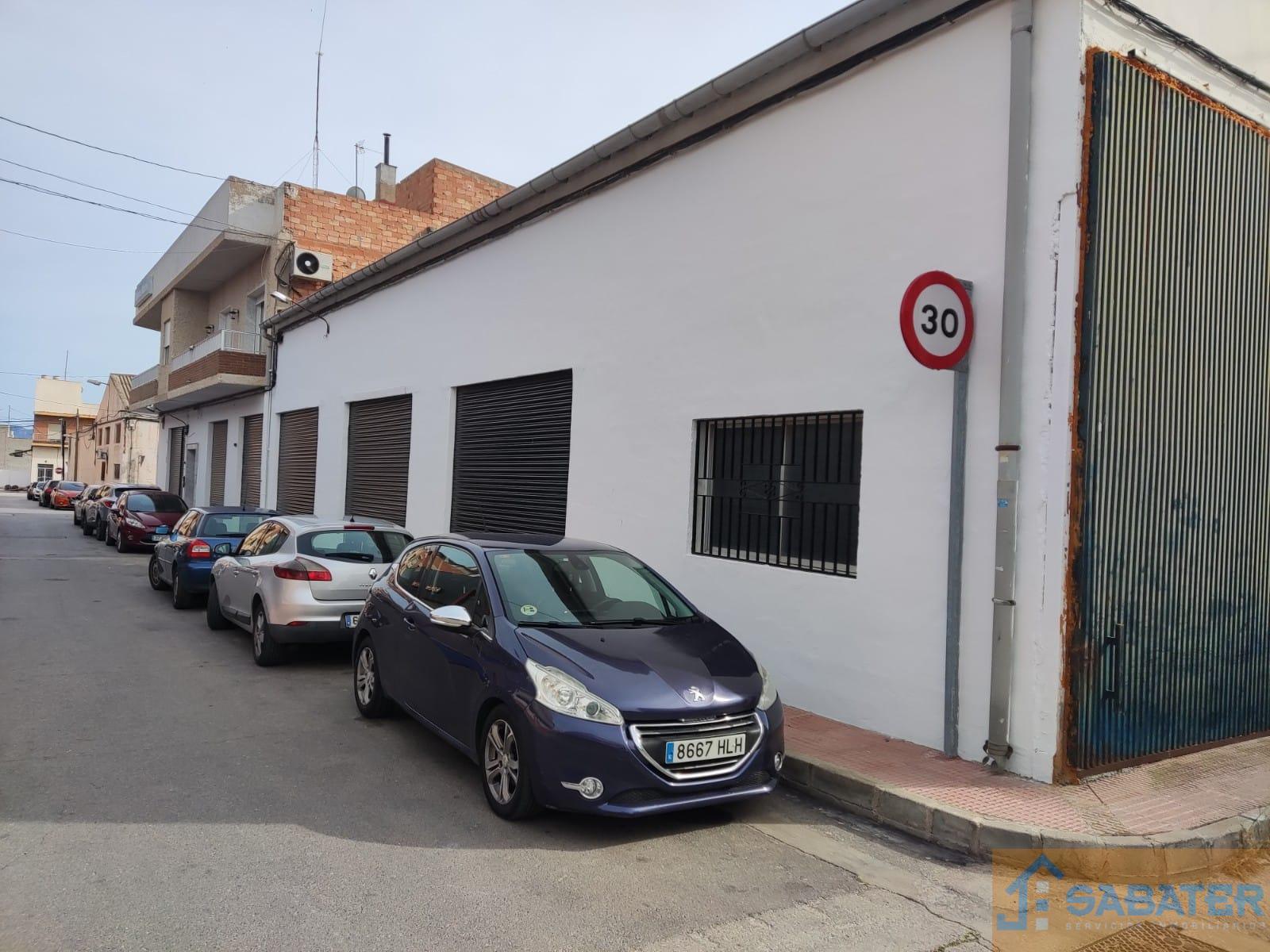 For rent of commercial in Cabezo de Torres