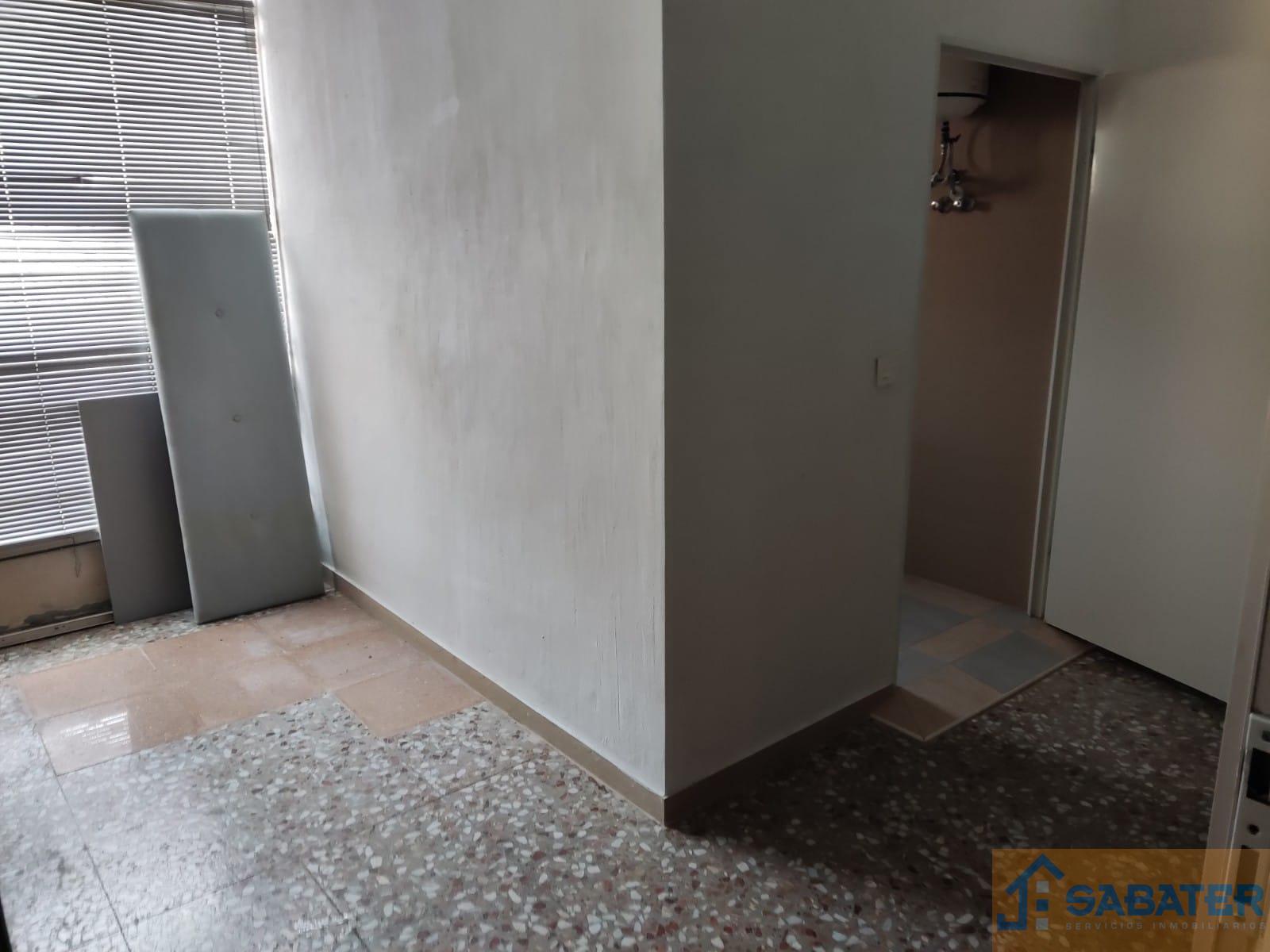 For rent of commercial in Cabezo de Torres