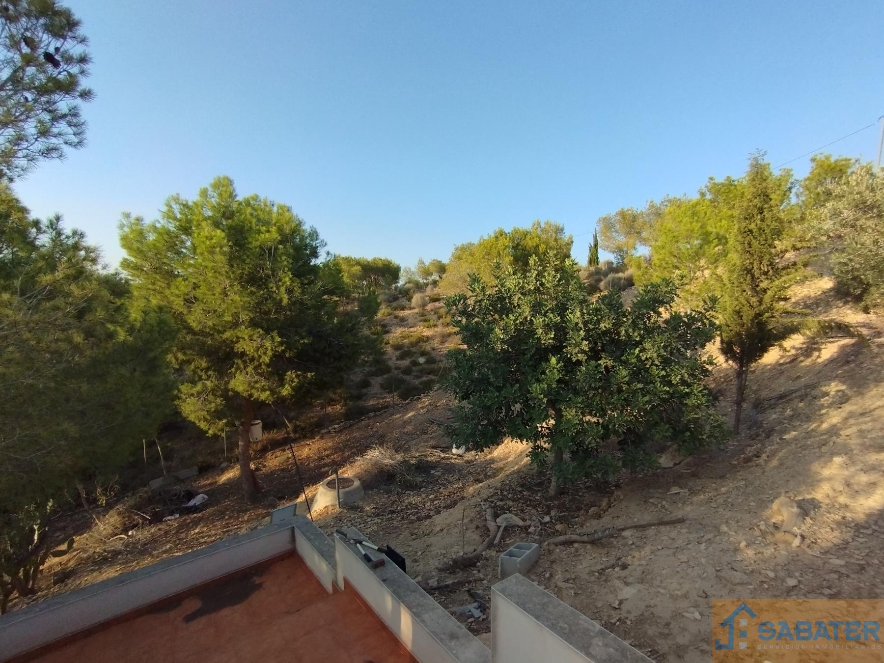 For sale of house in El Esparragal y Cobatillas