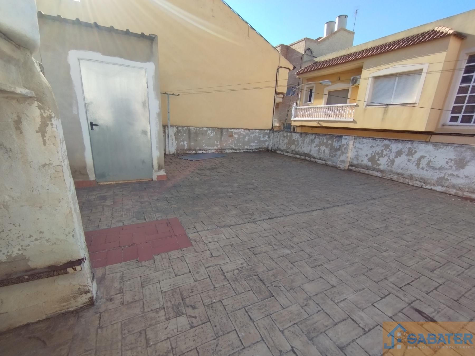 For sale of house in Cabezo de Torres