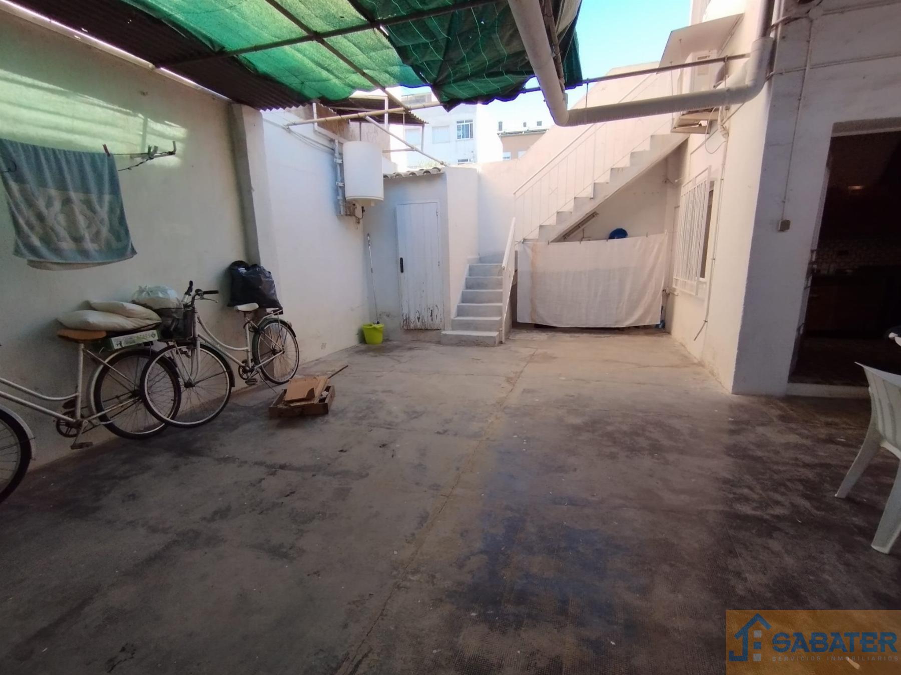 For sale of house in Cabezo de Torres