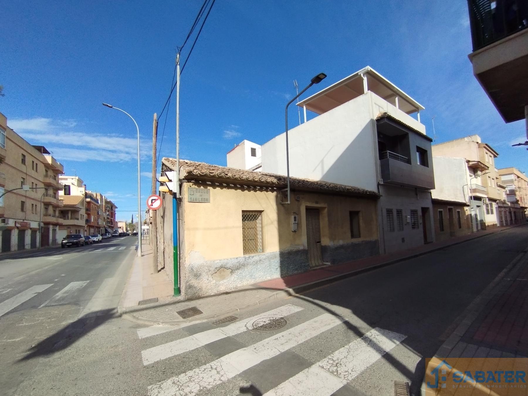 Venta de casa en Santomera