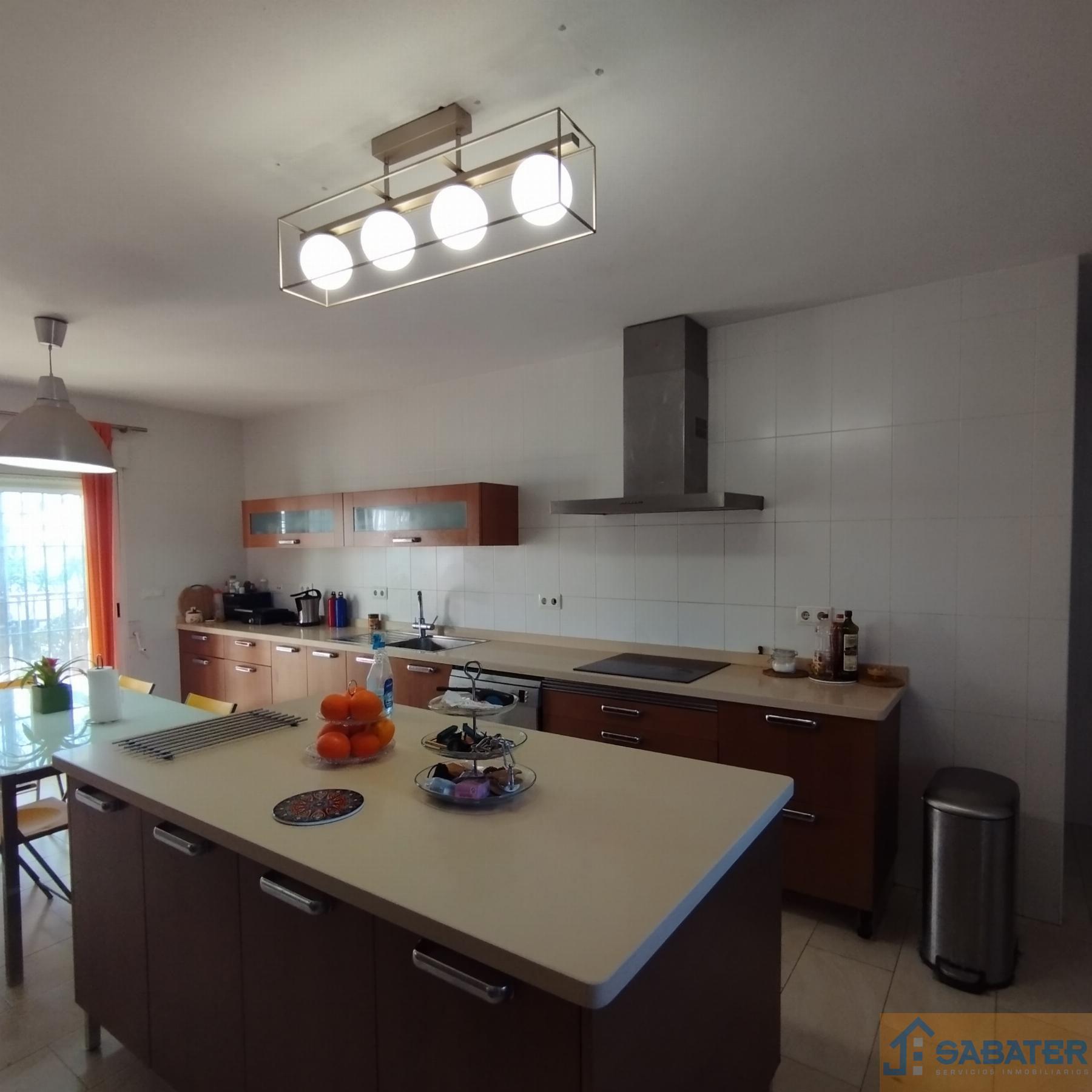For sale of chalet in Zarandona