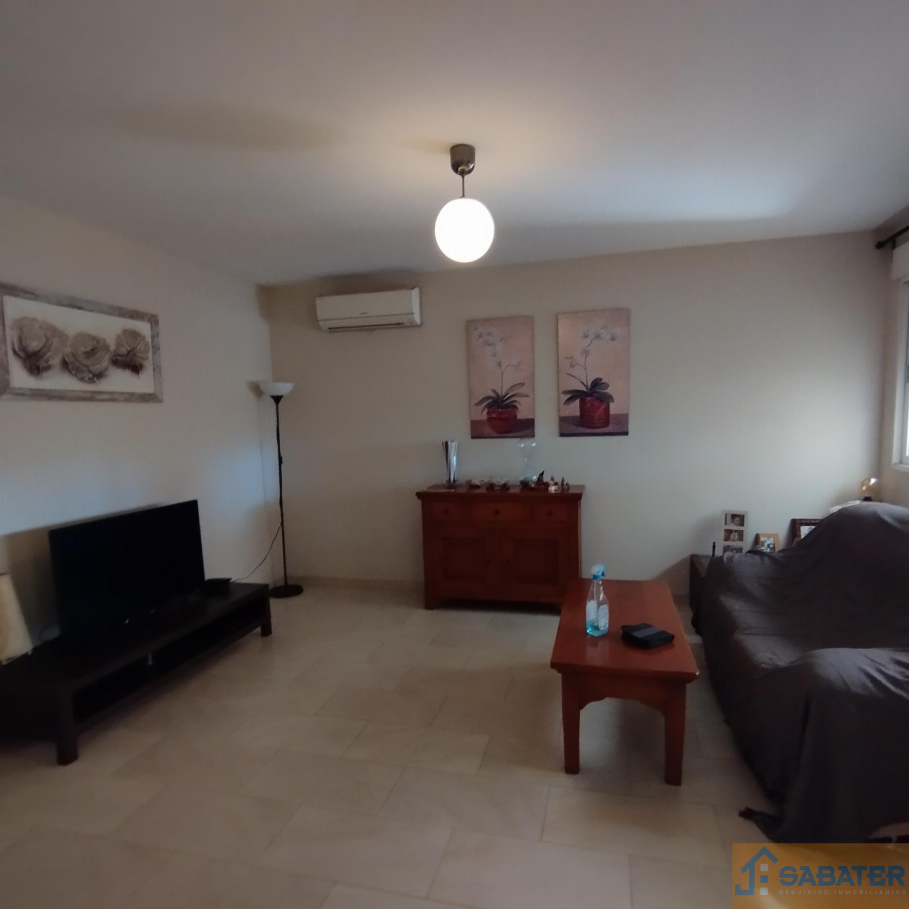 Venta de chalet en Zarandona