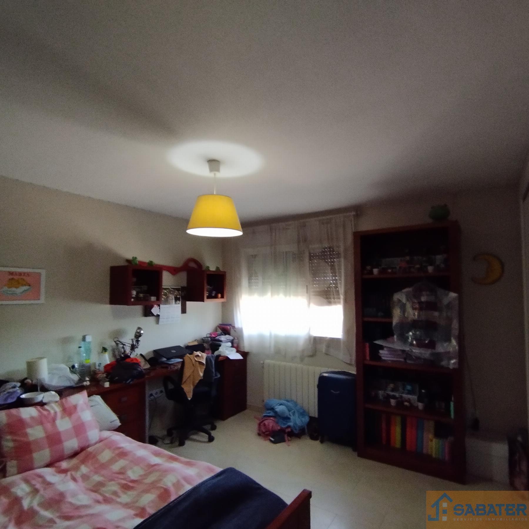 For sale of chalet in Zarandona