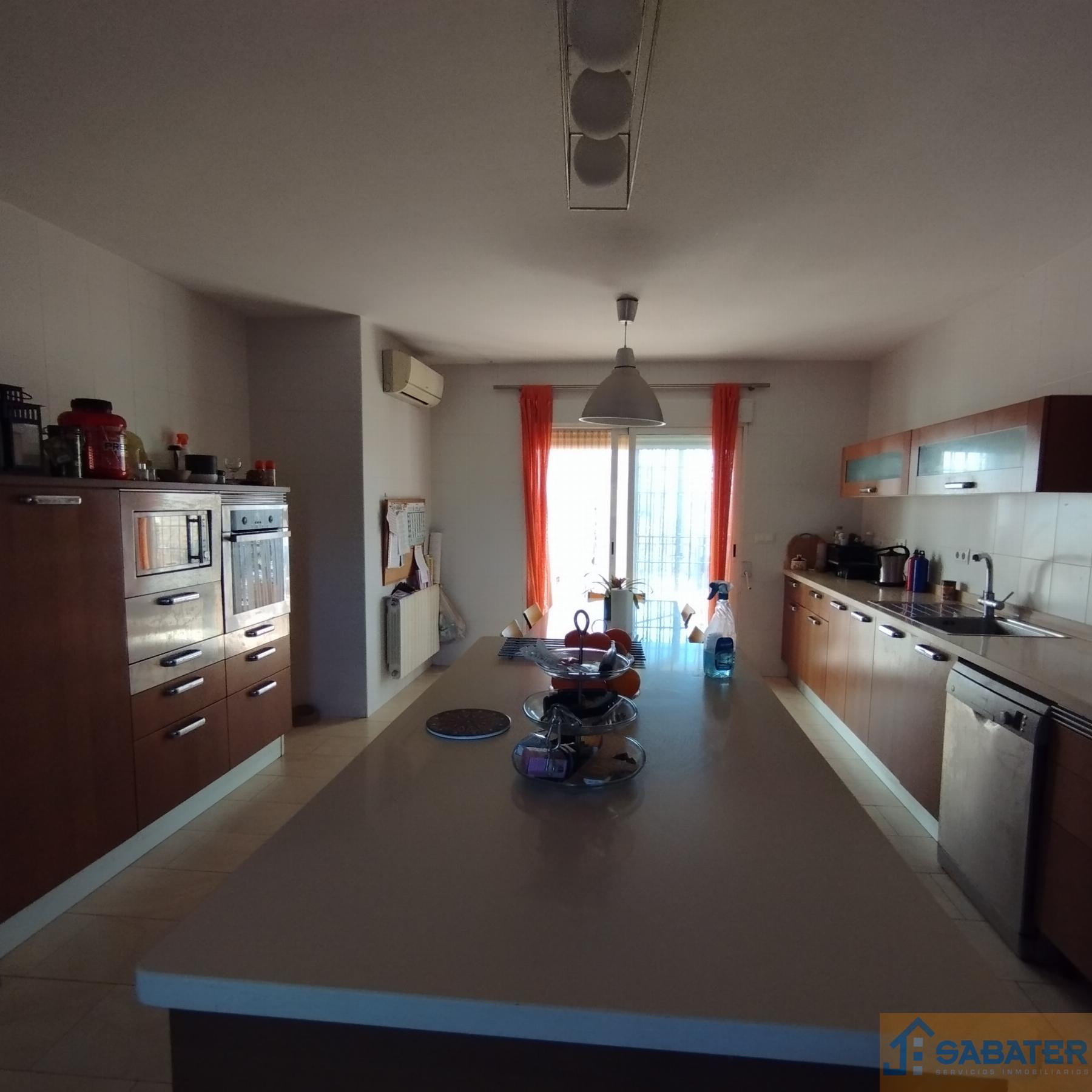 For sale of chalet in Zarandona