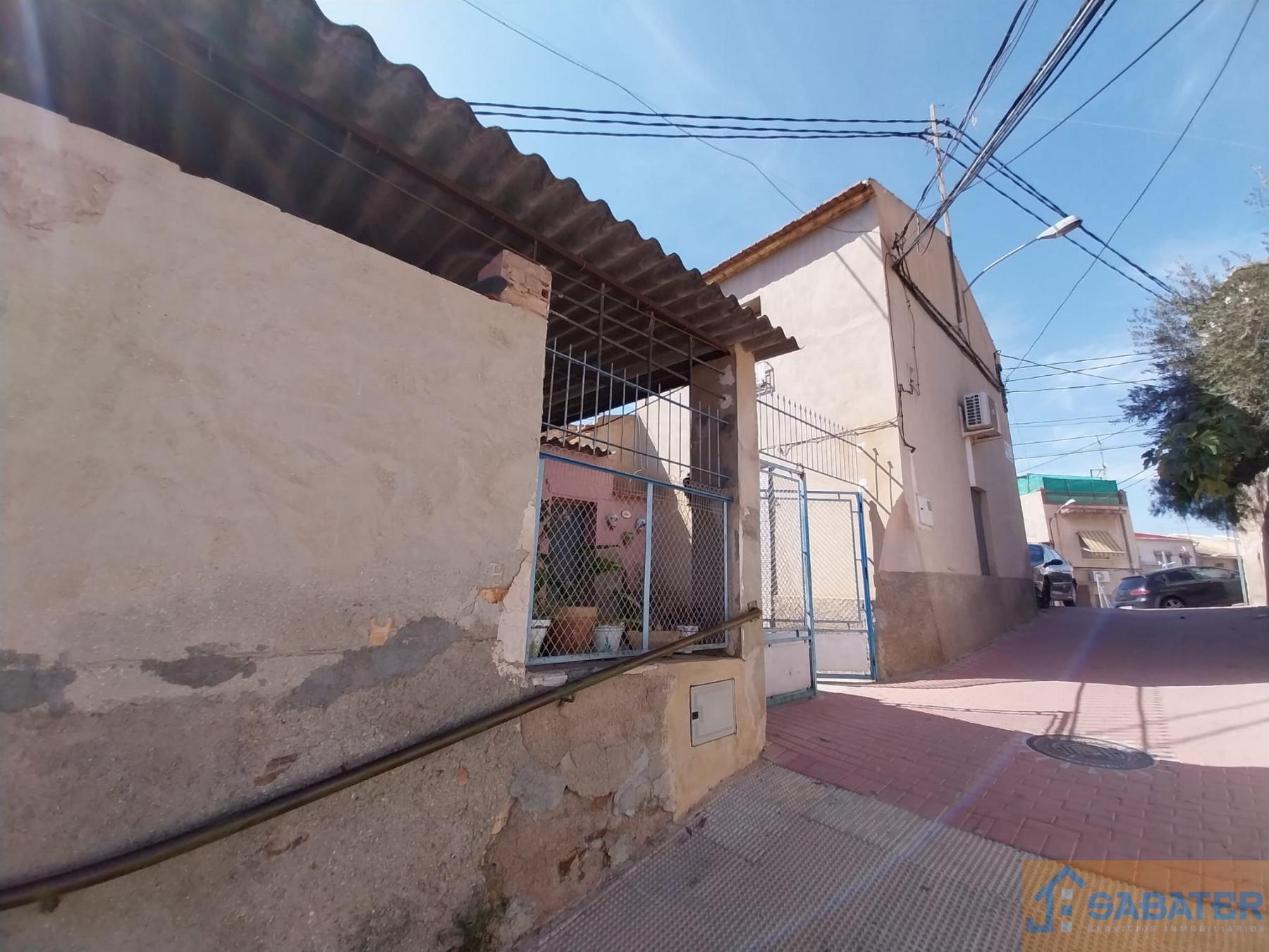 For sale of house in Cabezo de Torres