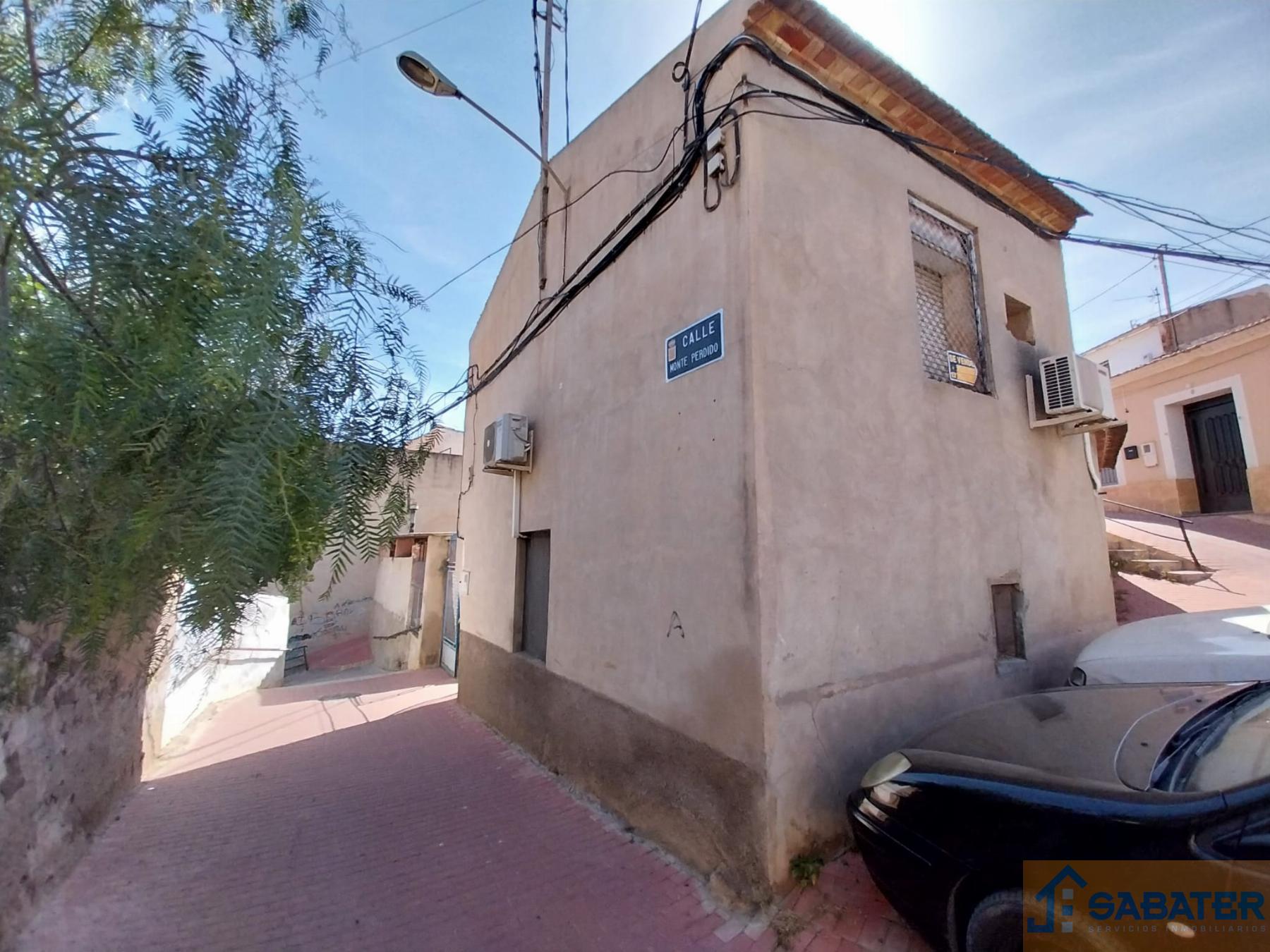 For sale of house in Cabezo de Torres