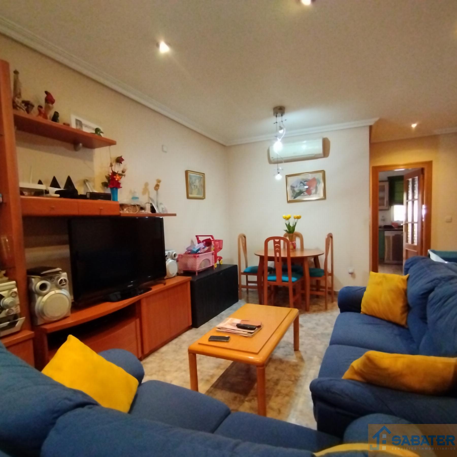 For sale of duplex in Cabezo de Torres